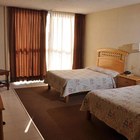 Hotel El Monte サラマンカ エクステリア 写真