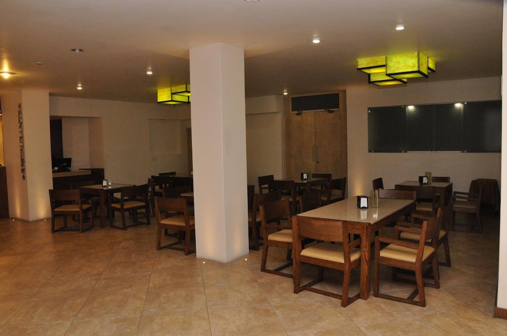 Hotel El Monte サラマンカ エクステリア 写真