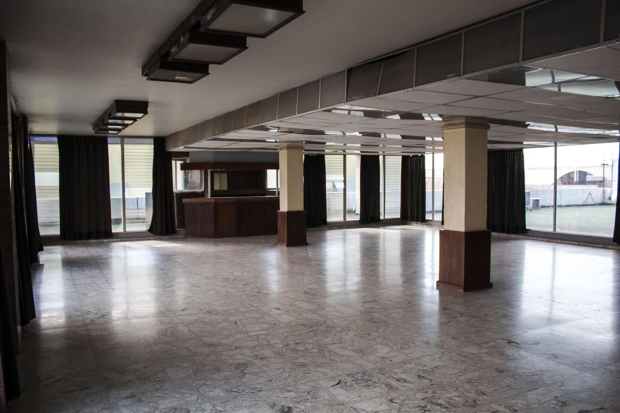 Hotel El Monte サラマンカ エクステリア 写真