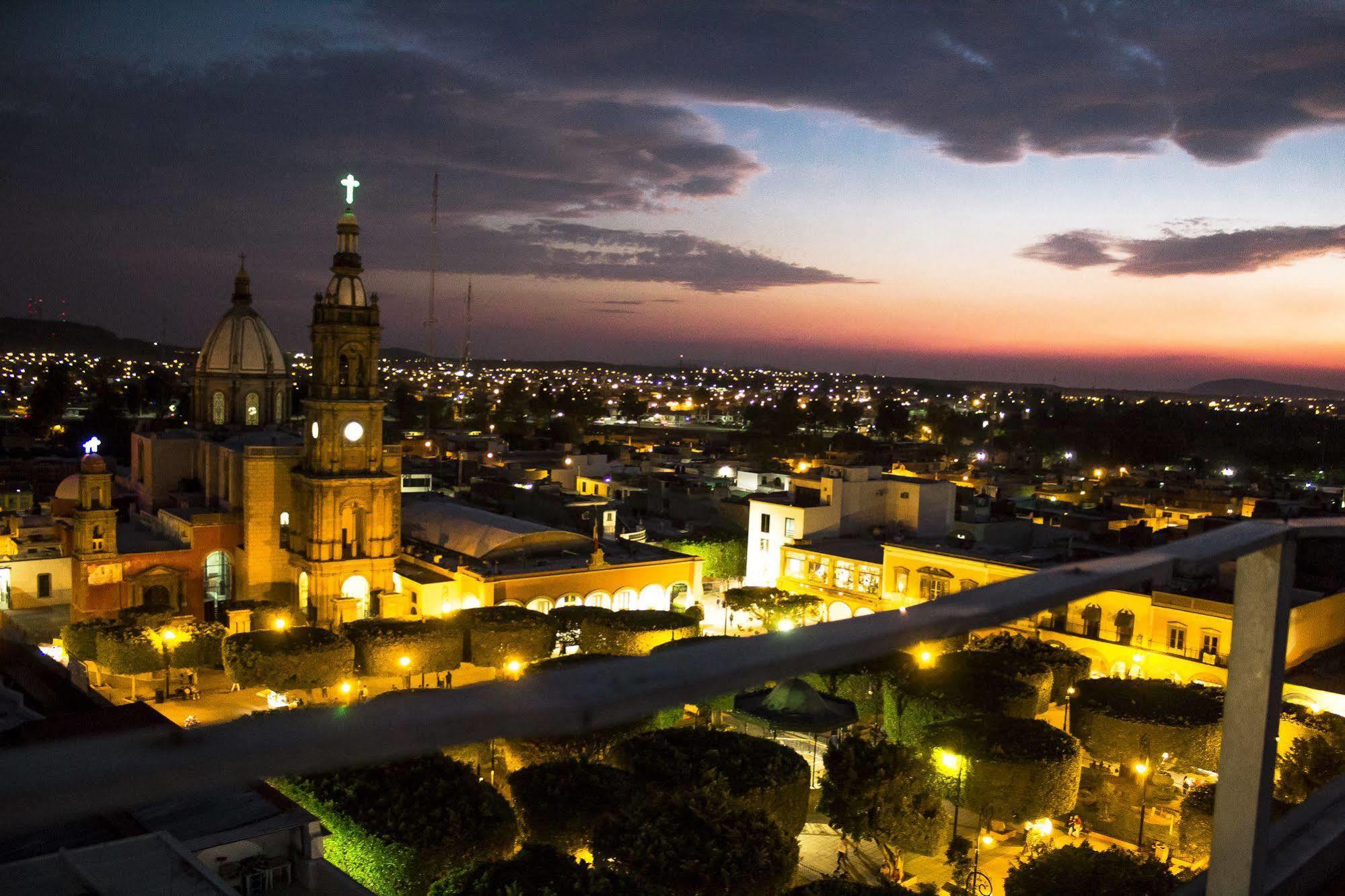 Hotel El Monte サラマンカ エクステリア 写真